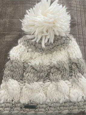 Chunky Knit Pom Beanie - Ivory and Light Gray Spacecraft Snowboard Pom hat